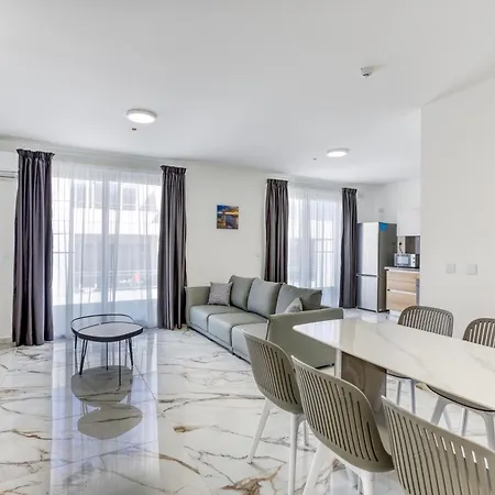 The St Pauls Bay Escape By 360 Estates *