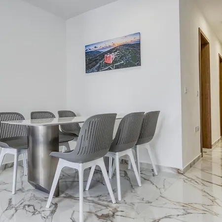 The St Pauls Bay Escape By 360 Estates