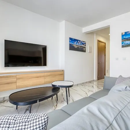 The St Pauls Bay Escape By 360 Estates דירה