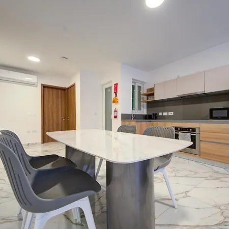 The St Pauls Bay Escape By 360 Estates